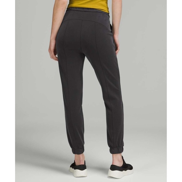 Lululemon Softstreme Relaxed High-Rise Pant Jogger Black Size 6 - Picture 2 of 9